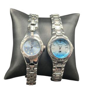 Fossil Womans Wristwatch Lot of 2 Blue Silver Tone Water Resistant- NOT WORKING